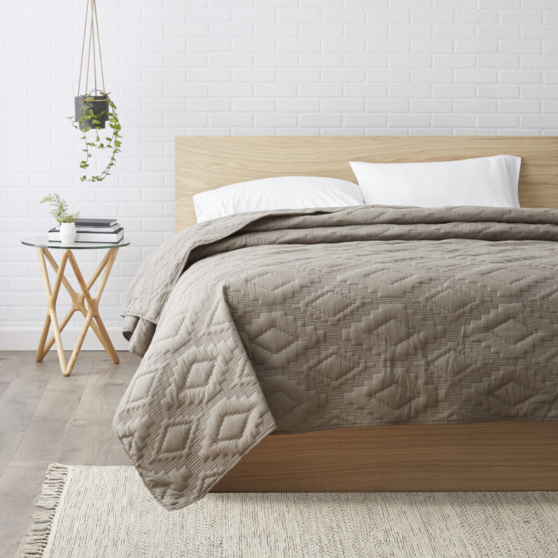 Tapper Modern & Contemporary Cotton Quilt, Twin Quilt