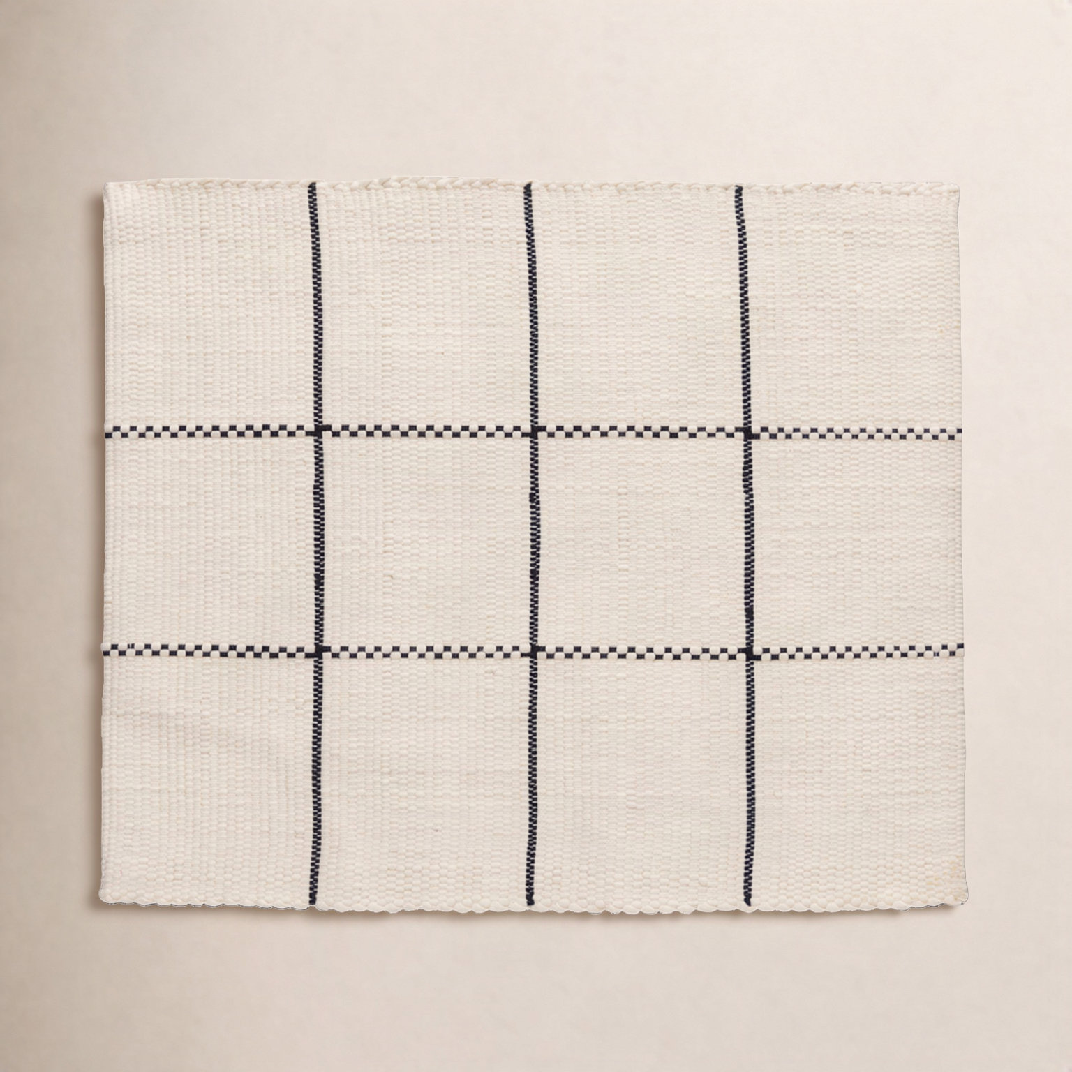 Joana Reversible Placemat, White/Black