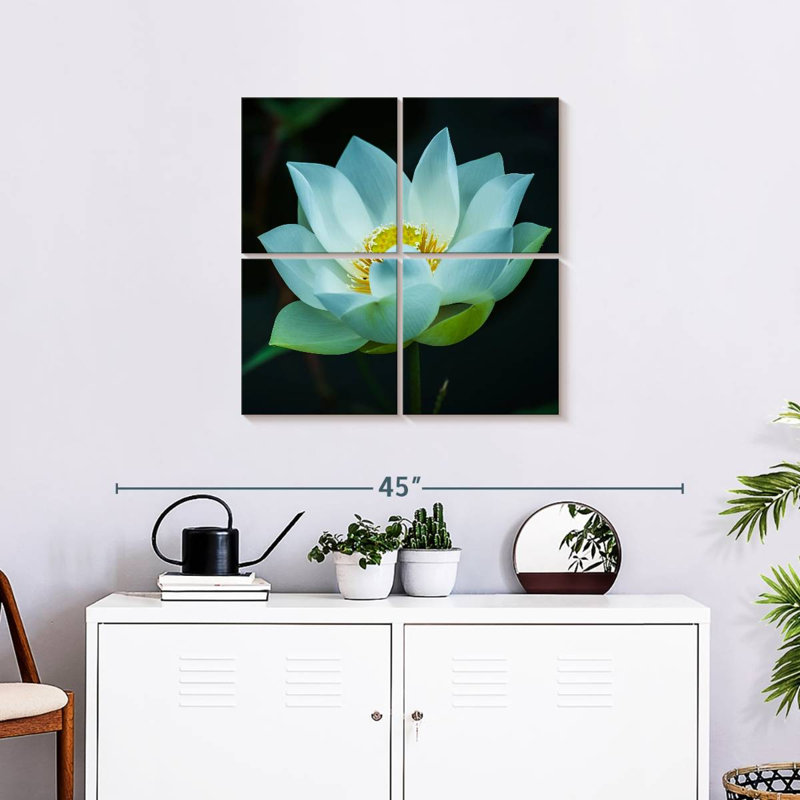Harnek Lotus at Dawn, H 26 po x l 26 po