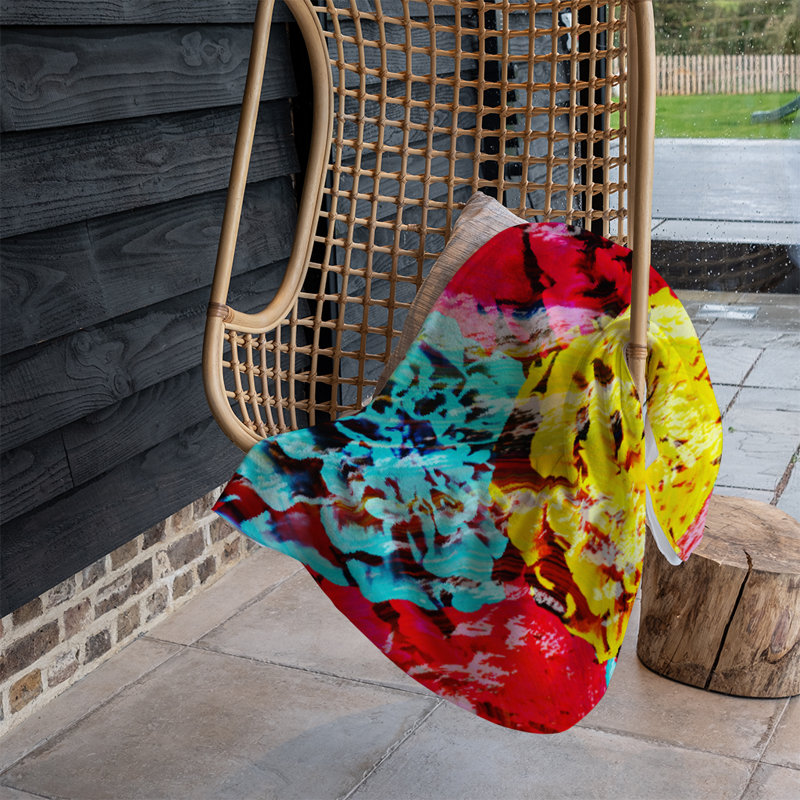 Raposa Quilted Throw Blanket