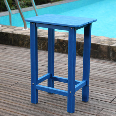 La chaise de bar et de salle à manger d'extérieur en PEHD est très pratique. Il convient aux pelouses, jardins, arrière-cours et bord de piscine. Il est imperméable et résistant à la corrosion.