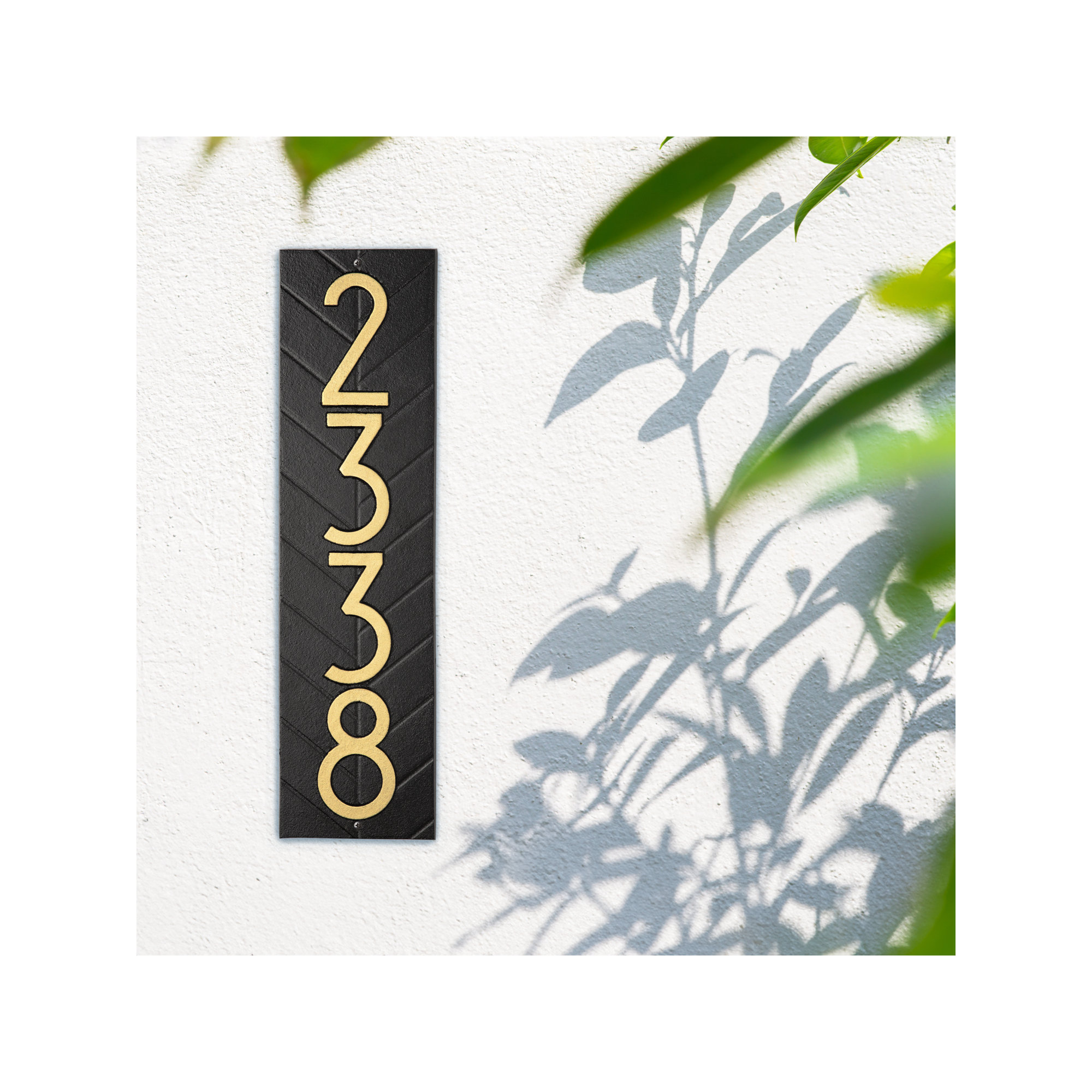 Mid-century Modern Herringbone Vertical Wall Plaque, Black/Gold, Yes