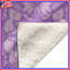 Couvertures mauves à motif complexe-128733089