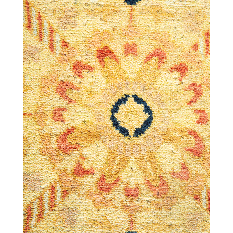 Classic One-of-a-Kind 7' 10" x 9' 10" Hand Knotted Area Rug