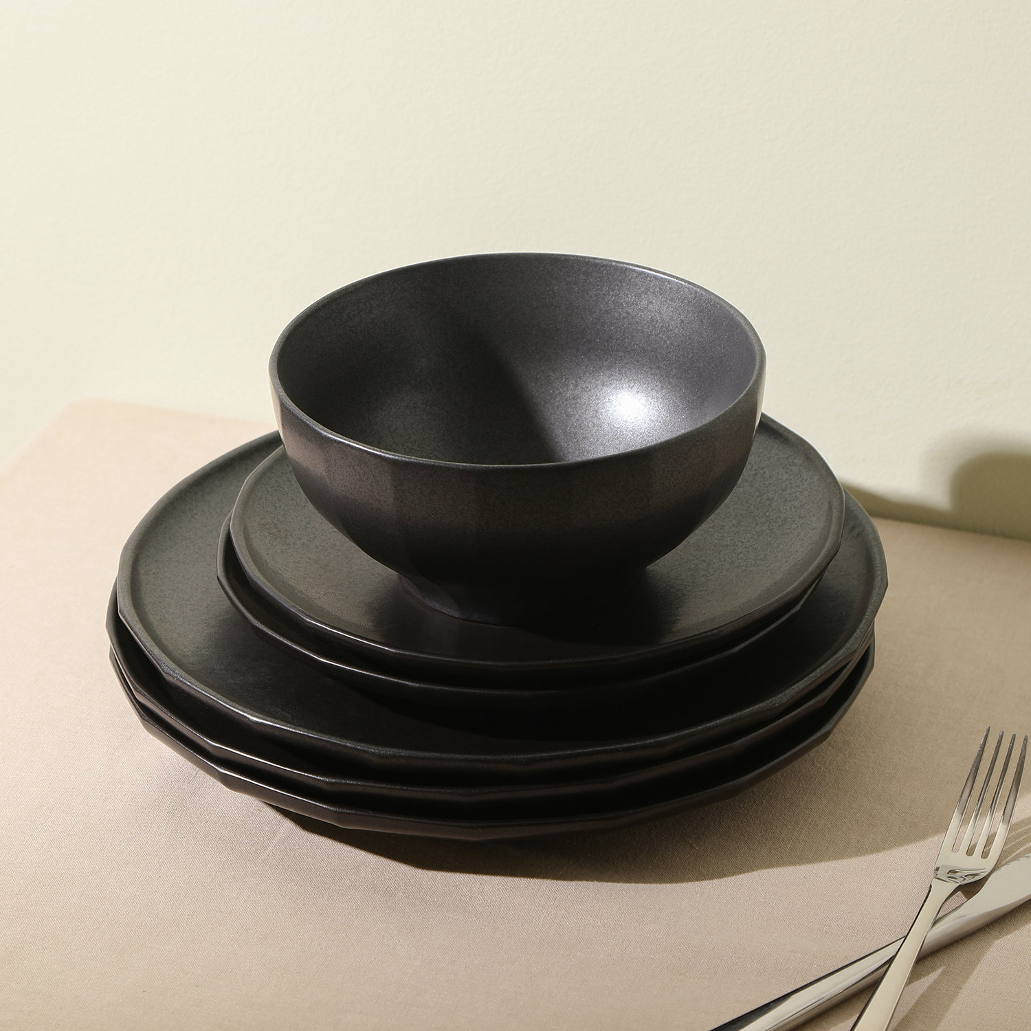 Rio Stoneware Cereal Bowl, Black