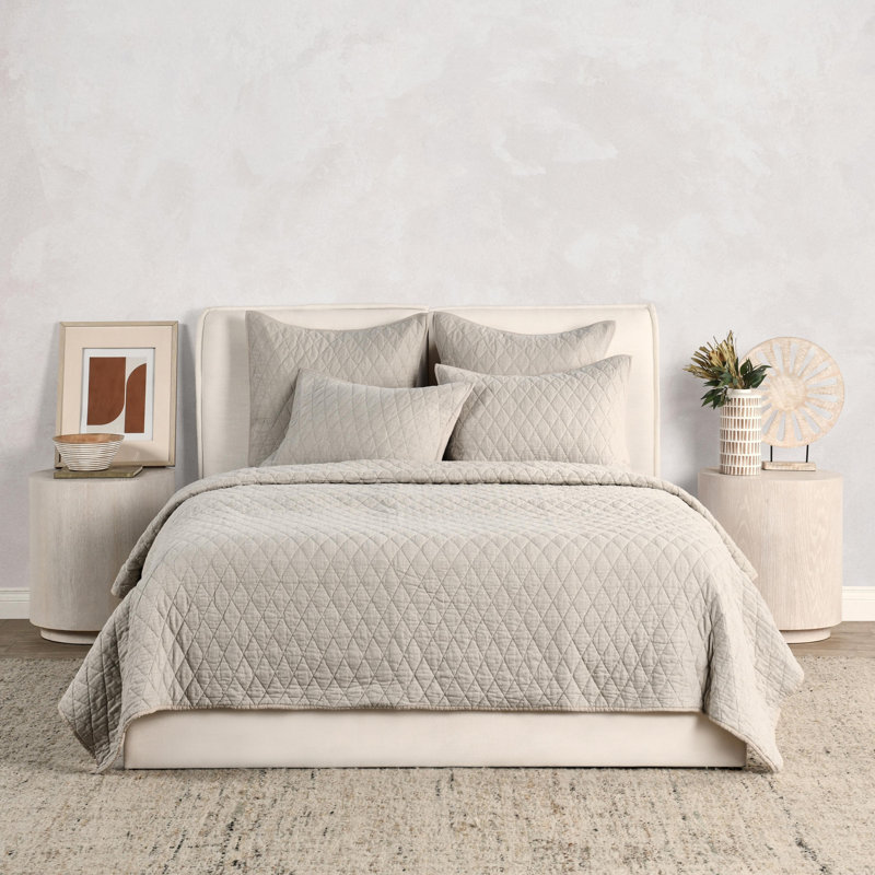 Lana 3-Piece Cotton Fabric Quilt Set