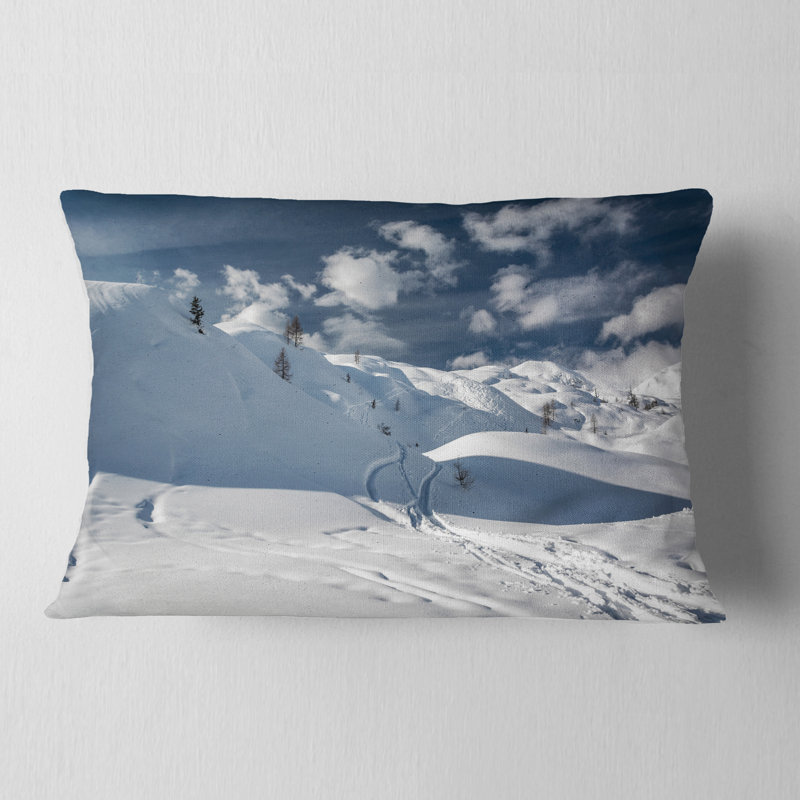 Coussins de ski sur une pente - Coussin décoratif imprimé paysage