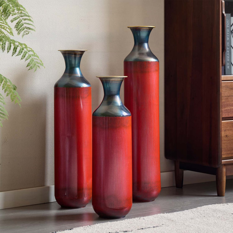 Ensemble de 3 grands vases de plancher rustiques en métal au fini artisanal, texture brûlée à la main pour un décor de maison de campagne moderne et industriel