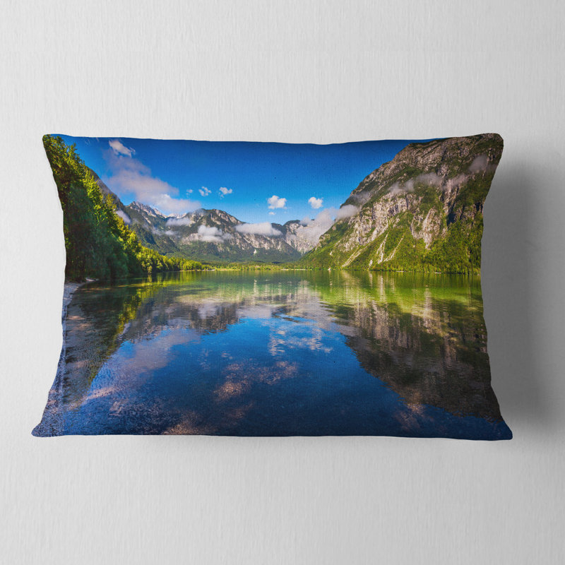 Coussin lombaire imprimé «Bohinj Lake in Triglav National Park»