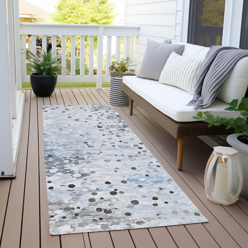 Machine Washable Indoor/Outdoor Xhevrie Sky Rug, Runner 2'3" x 7'6"