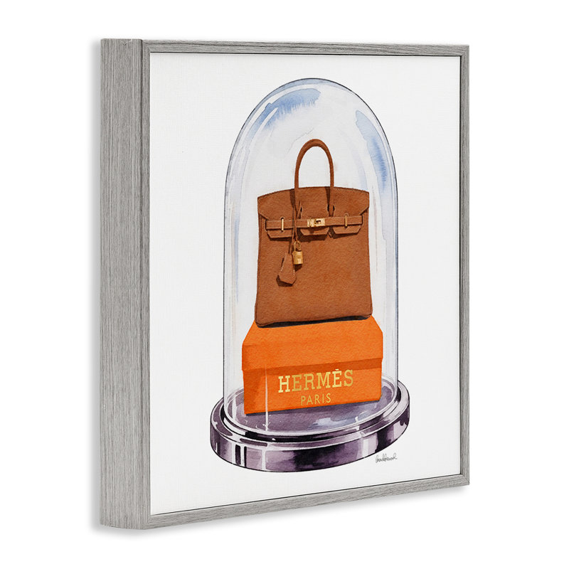 Giclée encadrée de luxe avec sac à main, design par Amanda Greenwood, H 17 po x l 17 po, Giclée de ferme grise encadrée