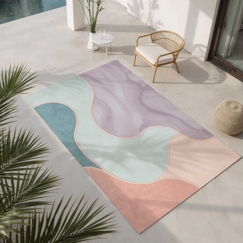 Gentle Crest Indoor And Outdoor Area Rug, Rectangle 5' x 7'