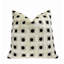 Housse de coussin en velours Domino-113114582-108655385