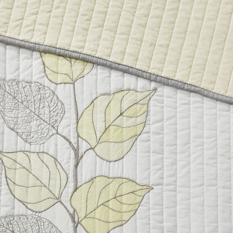 Yellow Reversible Full Microfiber Quilt Set with Embroidered Pillows