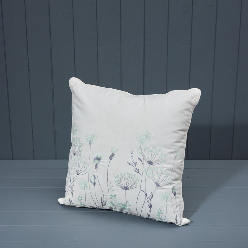 Indoor / Outdoor Cushion, White/Blue Floral