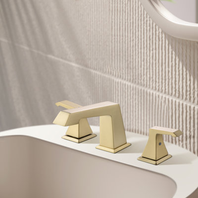 2-handle Bathroom Faucet with Drain Assembly