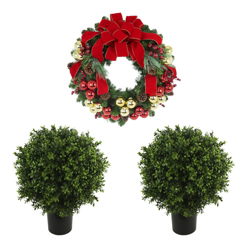 26" Holiday Wreath with Two UV Rated Boxwood Drop-Ins