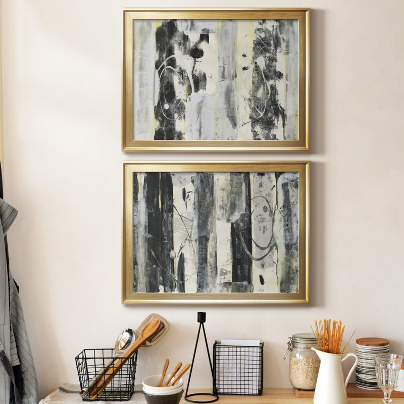 «Stand Tall I» - ensemble de 2 reproductions de cadres photo, H 42,5 po x l 61 po x P 1 po, Papier doré