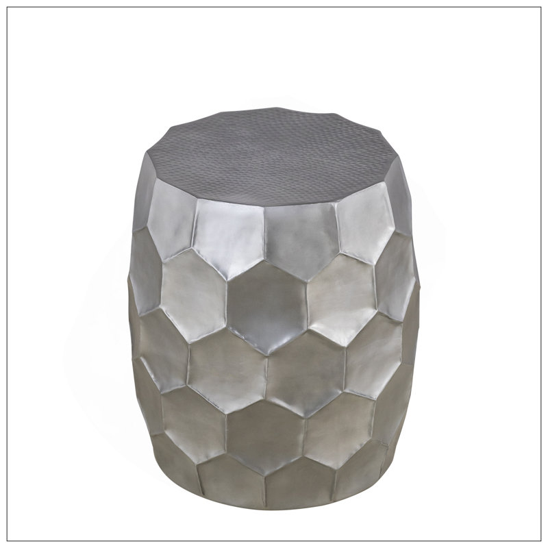 Table de bout en aluminium exquise avec base à motifs brillants pour une utilisation polyvalente, Argent argent