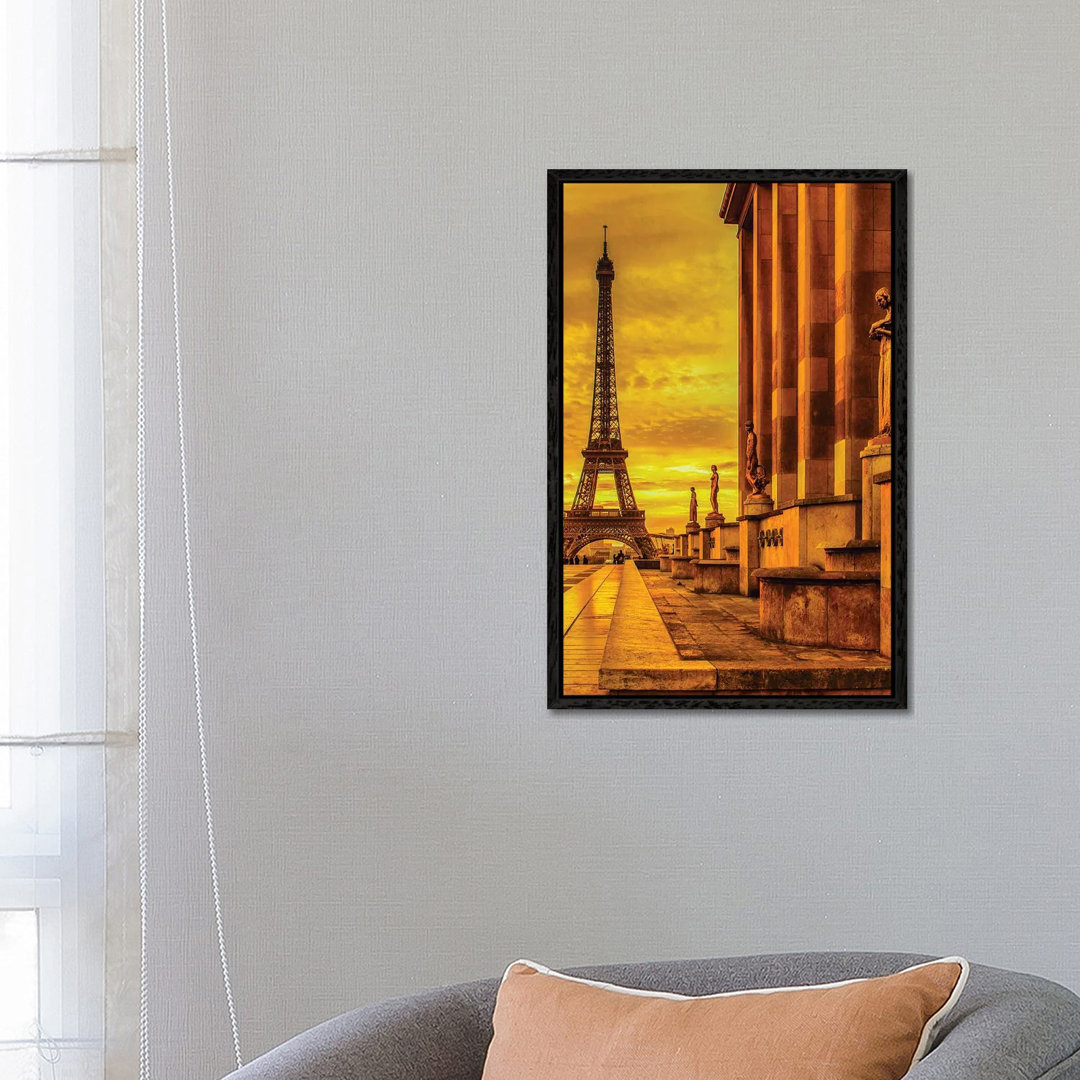 Pariser Sonnenaufgang von Rose Palmisano - Galerie-verpackte Leinwand Giclée auf Leinwand