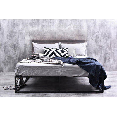 Hednesford UK King - DE 150 X 200 Cm Metal Bed