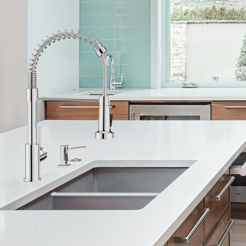 Pull Down Spray Single Lever Kitchen Tap, Chrome