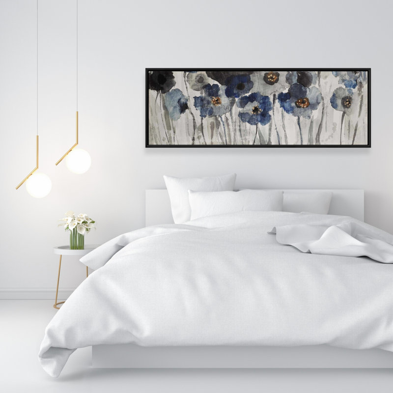 Toile bleue avec fleurs floues | Décoration florale | Art botanique, H 49,25 po x l 17,25 po