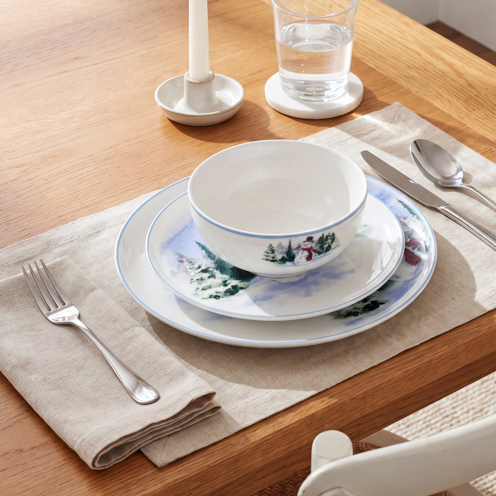 Dinnerware Set - Service for 4