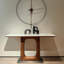 Console moderne simple et luxueuse