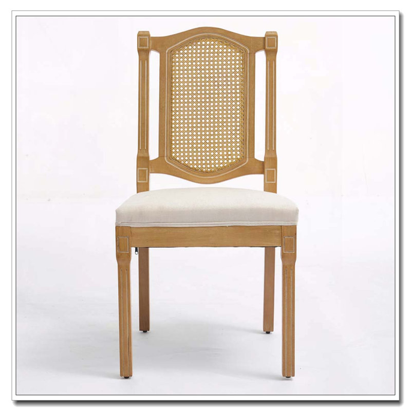 Chaise en bois massif à dossier en rotin, Beige