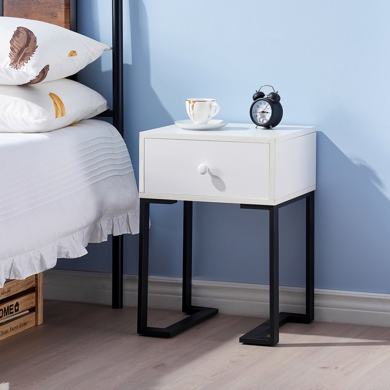 Kempst 15.7'' W Metal Nightstand, White