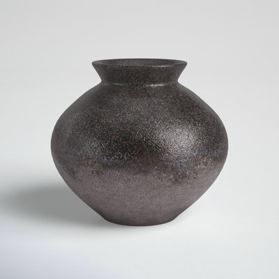 Donia Handmade Terracotta Table Vase