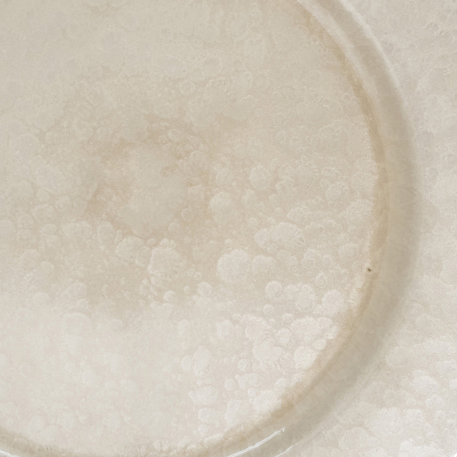 Soft Glow Faux Mother of Pearl Charger Plate (Set of 4), Gray