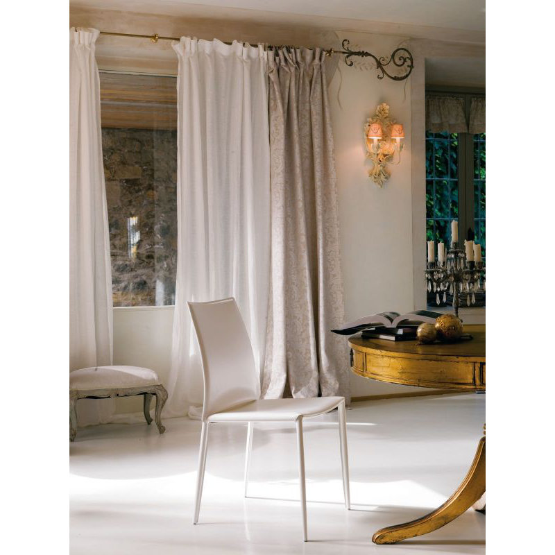 Chaise de salle à manger rembourrée en cuir véritable Linda, Blanc