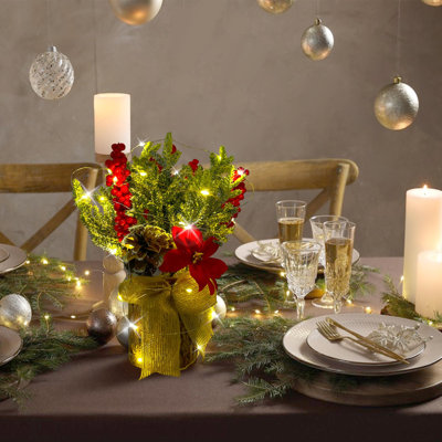 Décoration de table artificielle en forme de toile de jute - Mini arbre de Noël en pot 10 po x 3 po avec pommes de pin rouges et lumières pour la maison