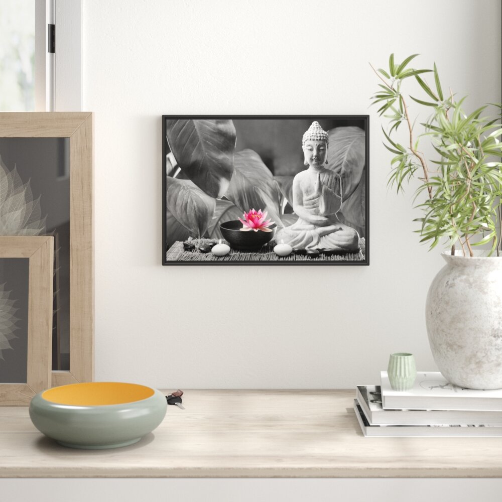 Gerahmtes Wandbild Buddha mit Seerose