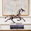 Sculpture de cheval en métal faite à la main-145954070