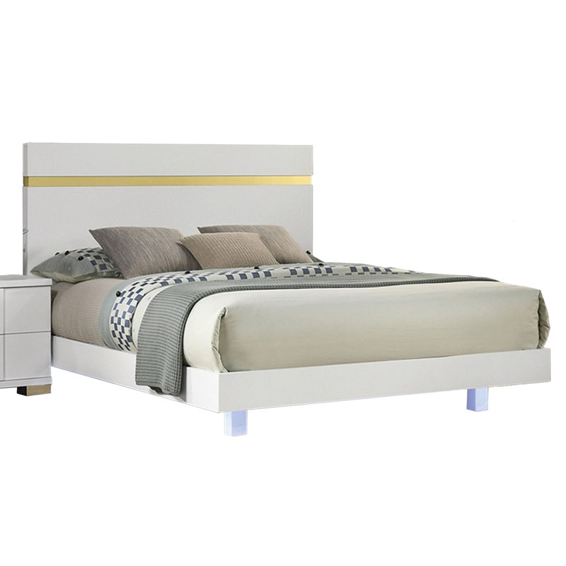 Ensemble de chambre à coucher pour grand lit 4 pièces Yoki avec détails à DEL, bois blanc et or, Blanc/doré