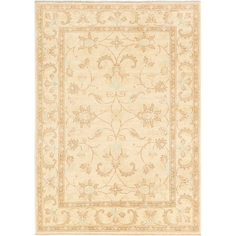 Tapis de bois one-of-kind à la main-noué la 2010 ushak crème 5 pi x 7 pi Kamen