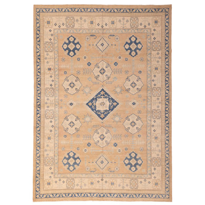 Tapis brun clair Finha Ghazni 9 pi 10 po x 13 pi 5 po