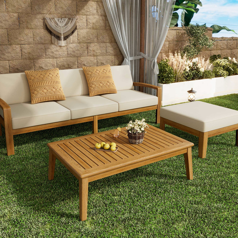 Canapé modulaire en bois pour l'extérieur avec détails à lattes et sièges beige