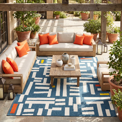 Mapa Modern Geometric Indoor/Outdoor Performance Area Rug