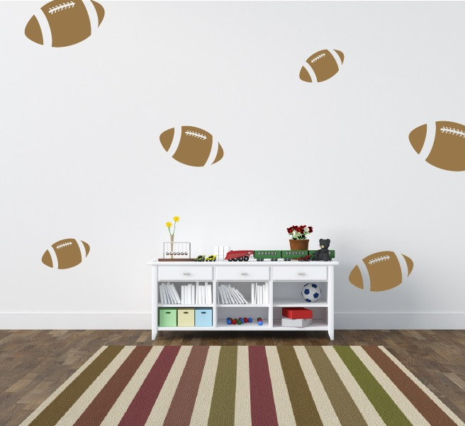 Décalcomanie murale footballs, H 28 po x l 48 po x P 0,01 po, Brun pâle