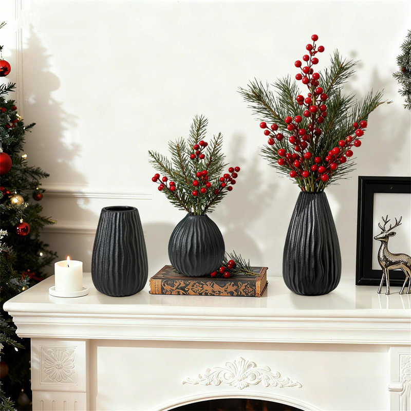 Ceramic / Porcelain Table Vase, Black