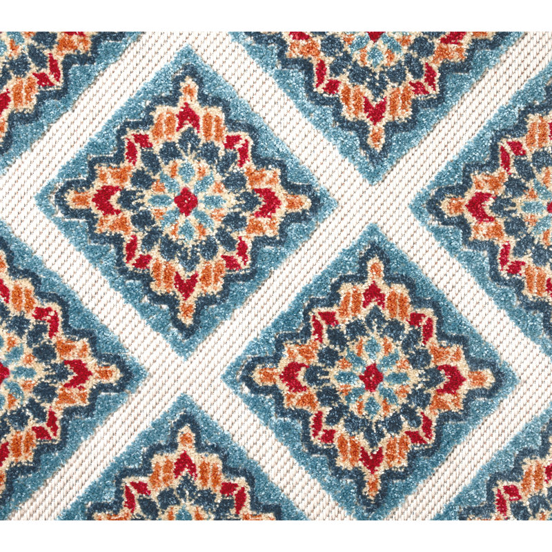 TOWN & COUNTRY EVERYDAY Brooks Retro Geo Outdoor Rug Red/Multi, Rectangle 3'11" x 5'2"