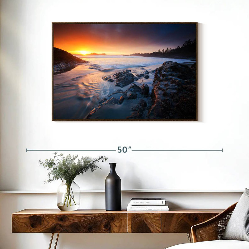 Coucher de soleil sur la côte du Tofino, 37 po x 25 po, Cadre flottant noyer