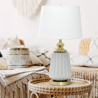 Dylan-Andrew Table Lamp