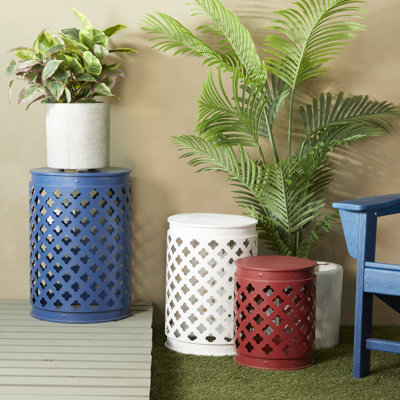 Round Outdoor Side Table , 15.85 " D