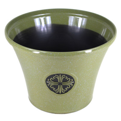 Deandrae Urn Planter