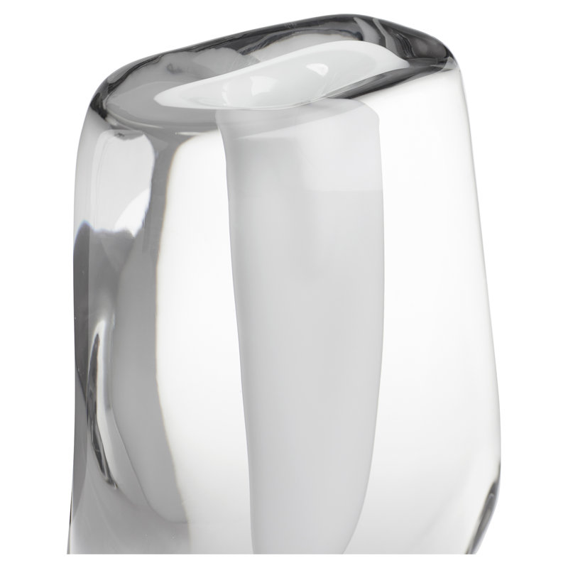 Oppulence Glass Table Vase 1